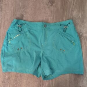 Title Nine Blue Shorts Size 6